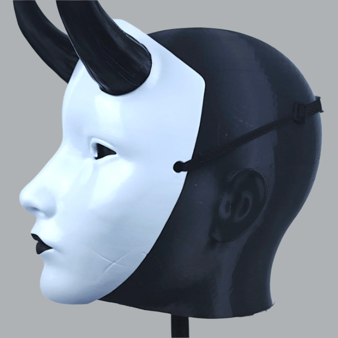 Space Armory Geisha Japanese Mask With Horn - White
