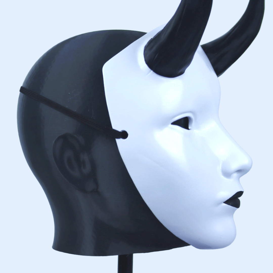 Space Armory Geisha Japanese Mask With Horn - White